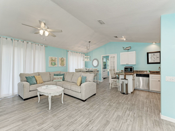 Three Bedroom Pool Duplex in Holmes Beach